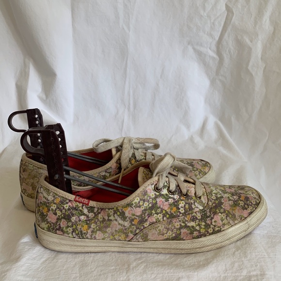 Floral Keds | Size 9 - Picture 3 of 11